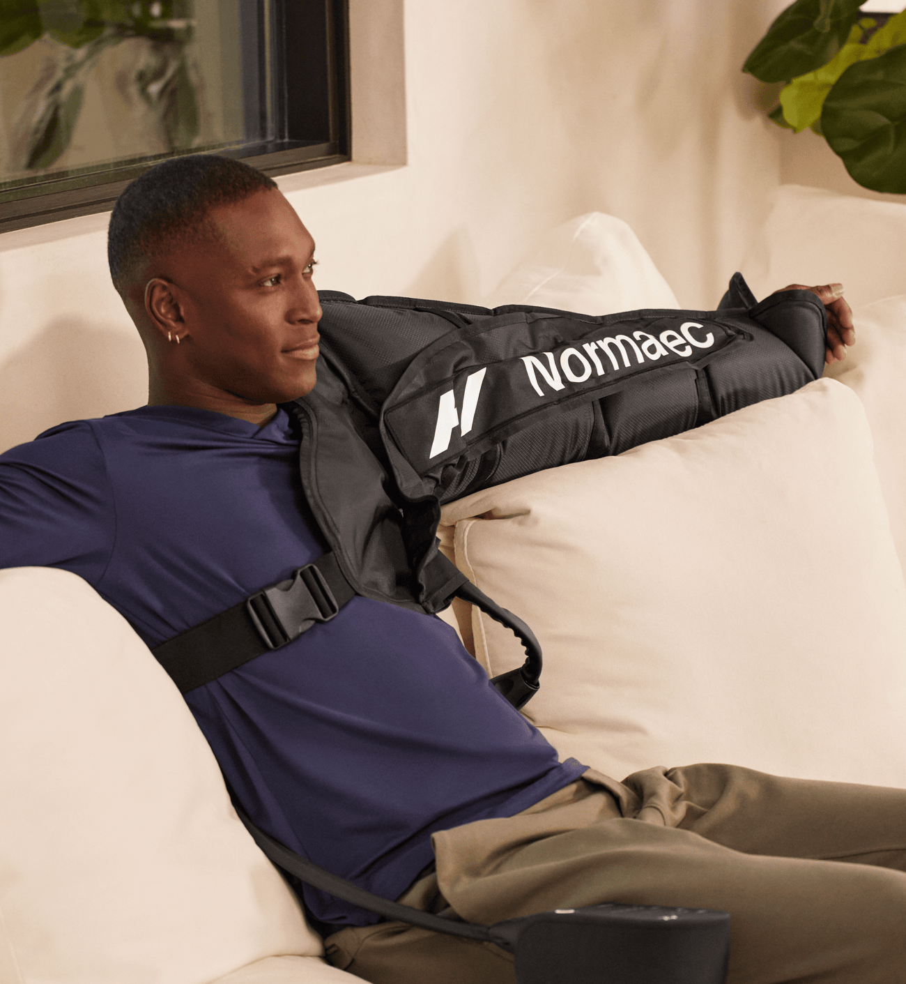 Normatec Arms — ракурс 2